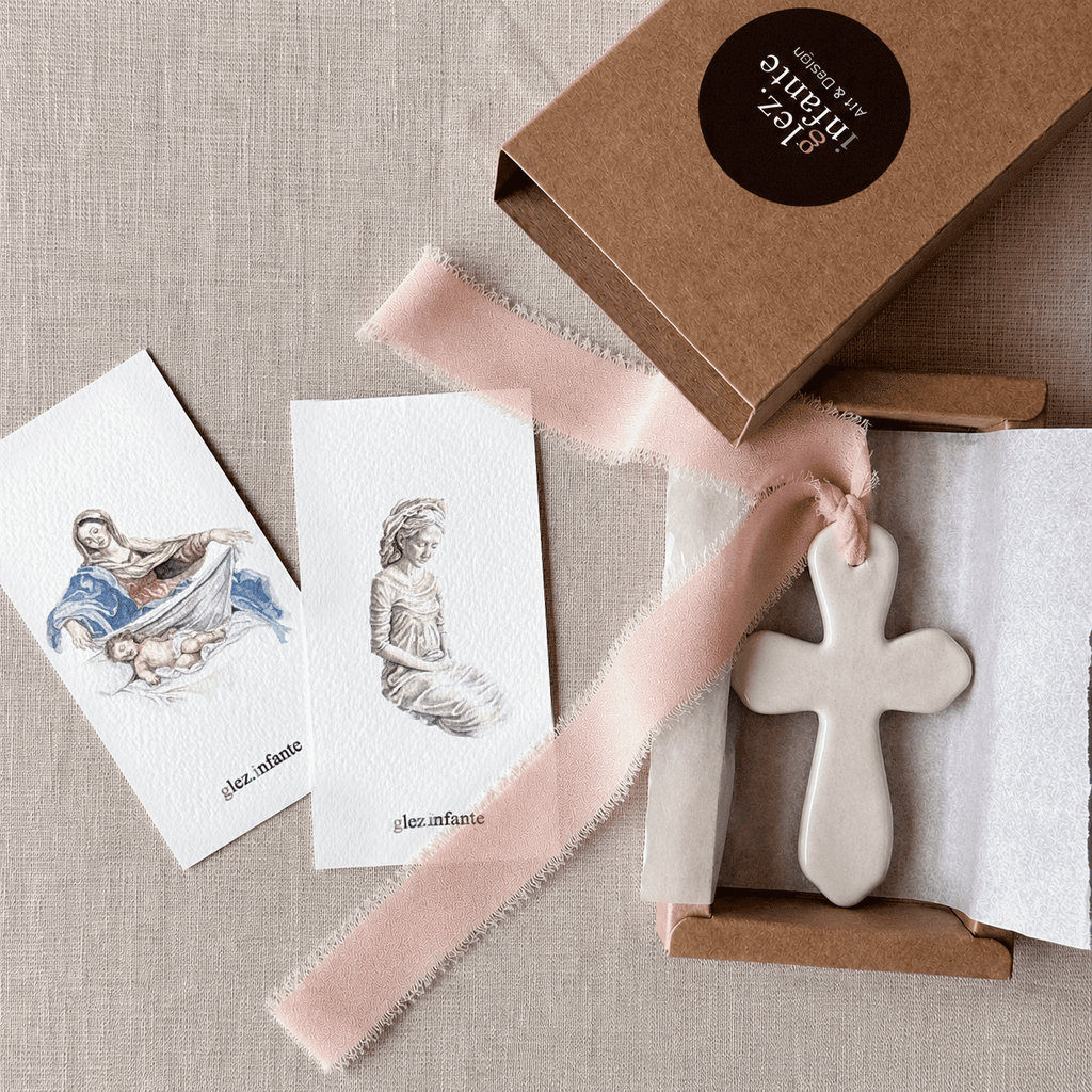 Cruz de cerámica artesanal esmaltada (trilobulada)